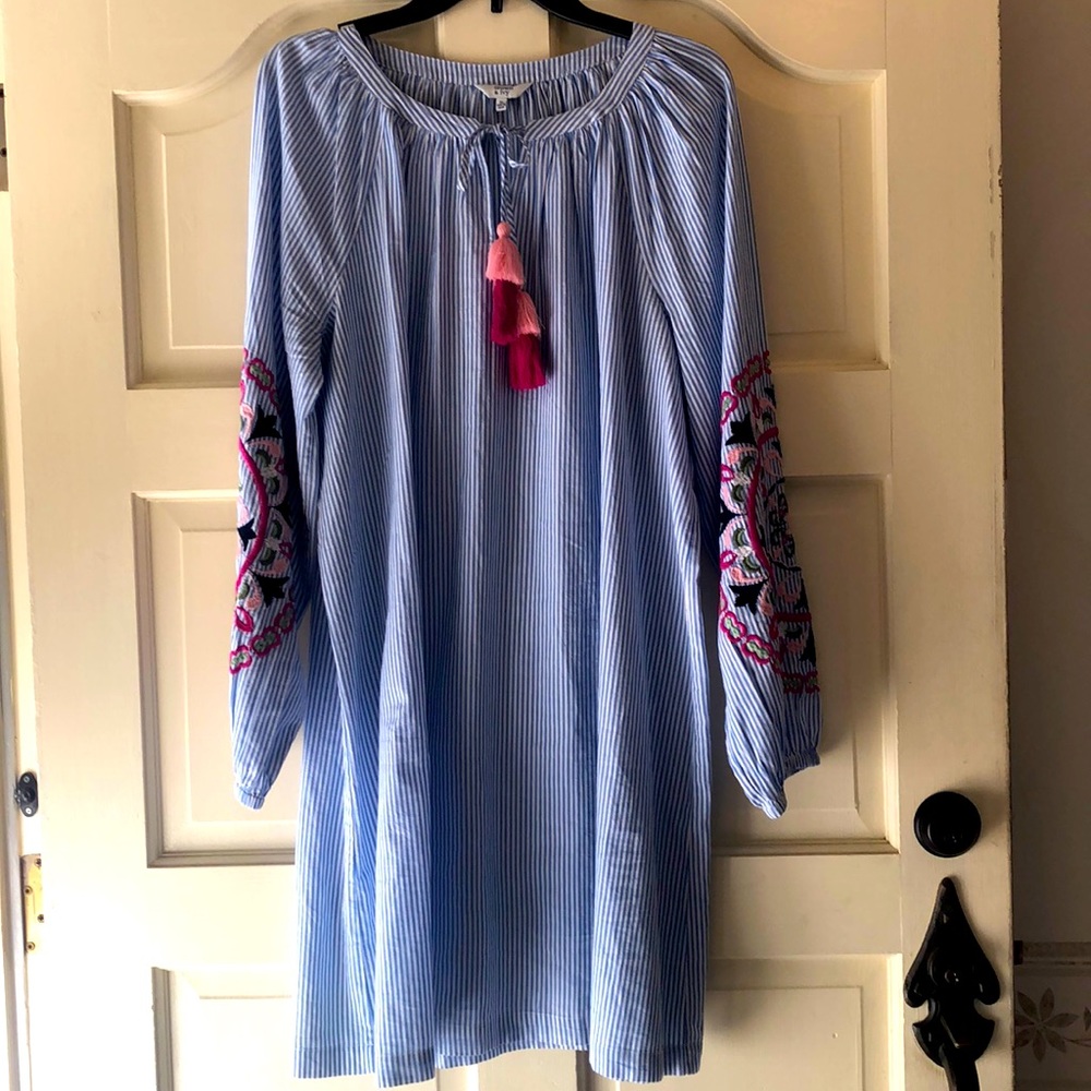 Crown & Ivy Dress